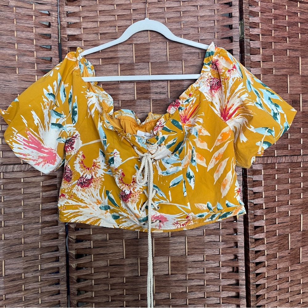 Miss Lili Floral Tie-Front Crop Top Puff Sleeve, Boho Festival Romantic Size XL.